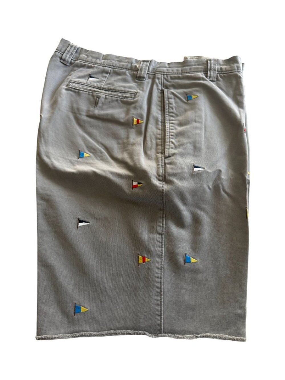 J.Crew Men's Broken-In Embroidered Nautical Flag Chino Shorts - Olive Khaki - Picture 3 of 4
